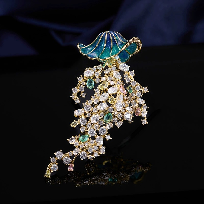 Luxury Lifestyle Jewelry - Broche méduse en zircon incrusté de