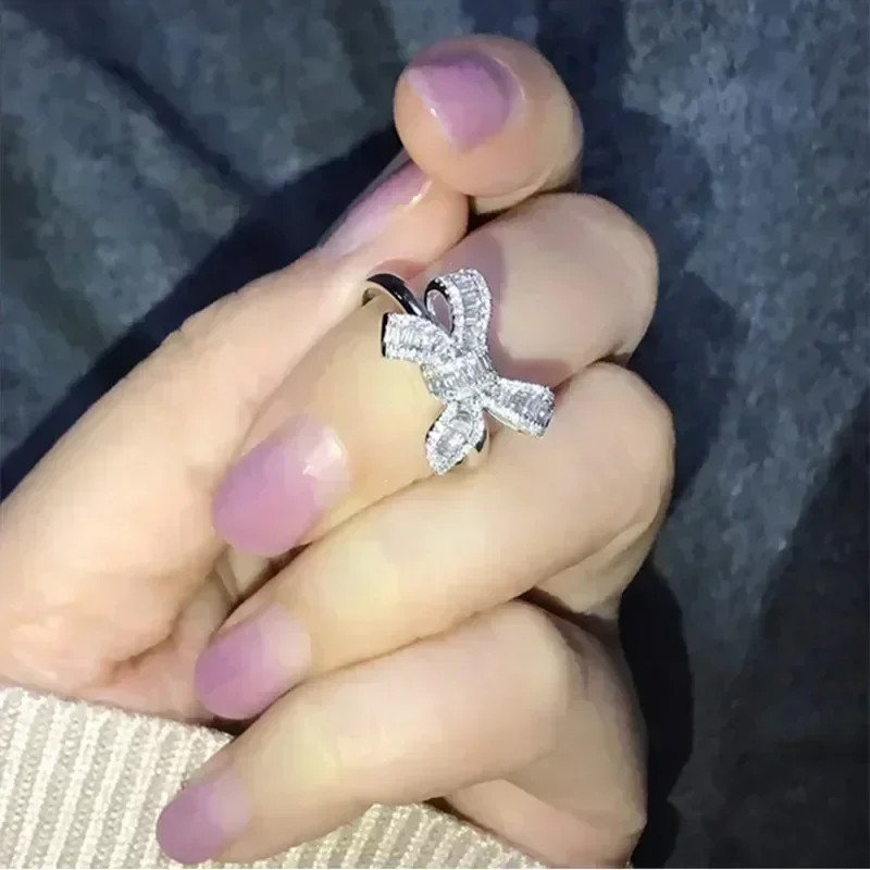 Bague Huitan avec grand nœud e - Luxury Lifestyle Jewelry avis et prix